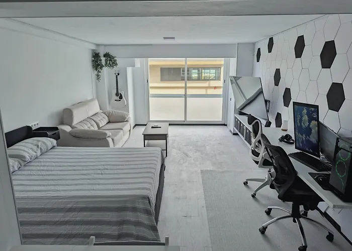 Estudio Al Mar En El Casco Vello De Apartman